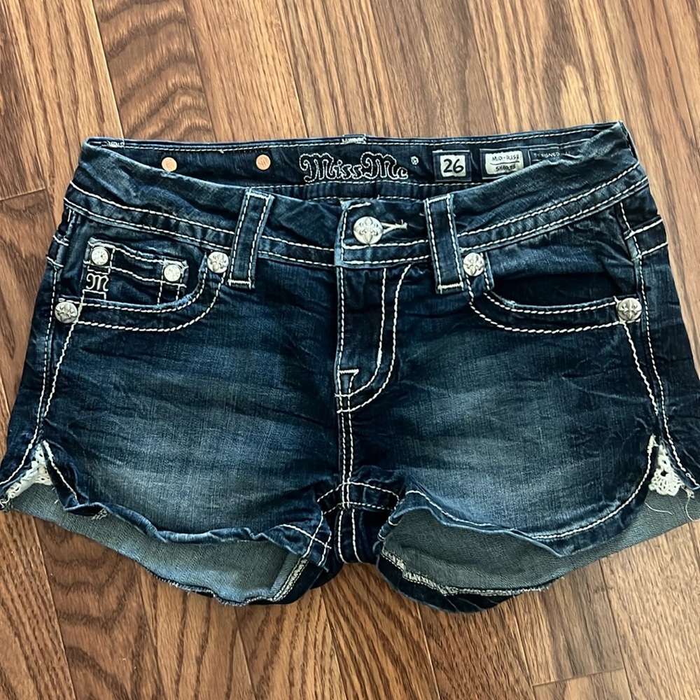 Miss me jeans shorts size 26